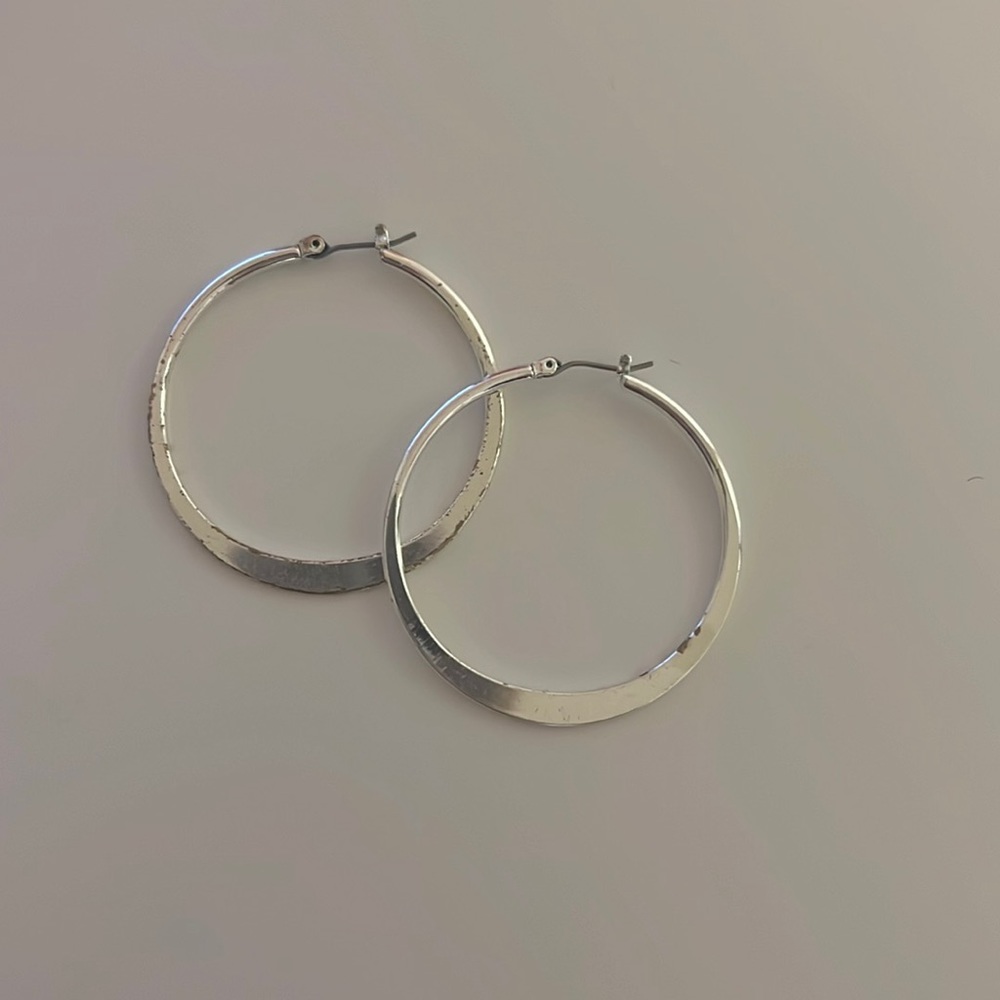 staple hoops